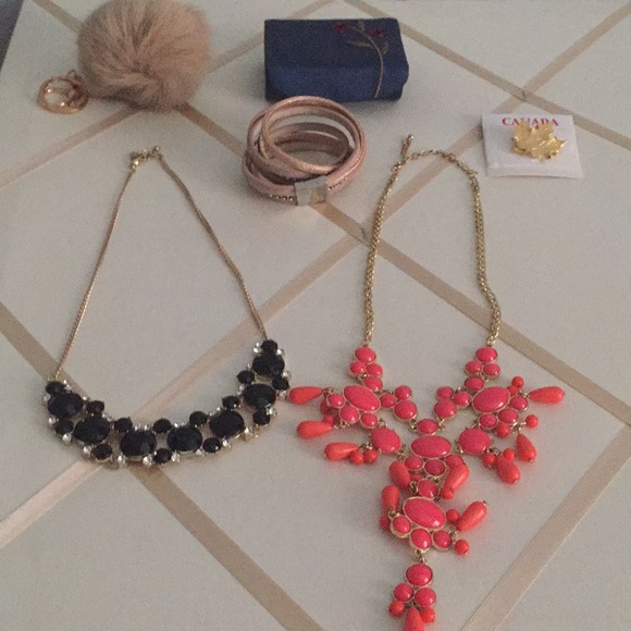 Accessories - Bundle of Miscellaneous accessories.